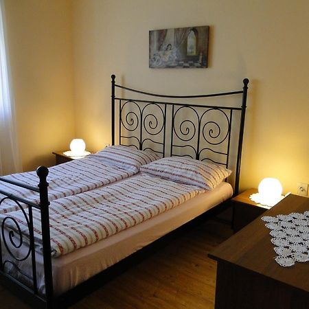 Apartments Villa Maran ウマグ エクステリア 写真