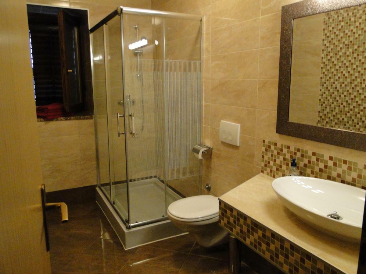 Apartments Villa Maran ウマグ エクステリア 写真