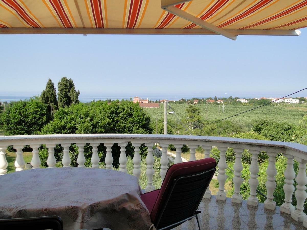 Apartments Villa Maran ウマグ エクステリア 写真